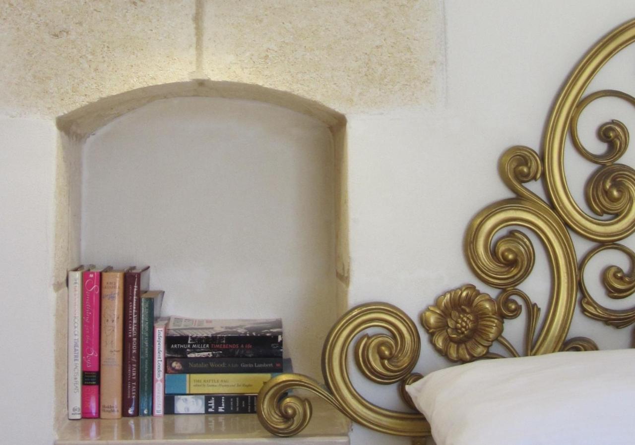 Bed and Breakfast Casa Della Scrittrice Ostuni Exterior foto